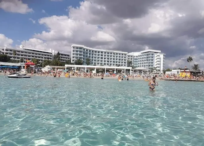 Apartamento Nissi 3 Pool View 2 Bedroom With Large Veranda