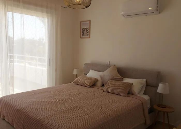 Nissi 3 Pool View 2 Bedroom With Large Veranda Apartamento