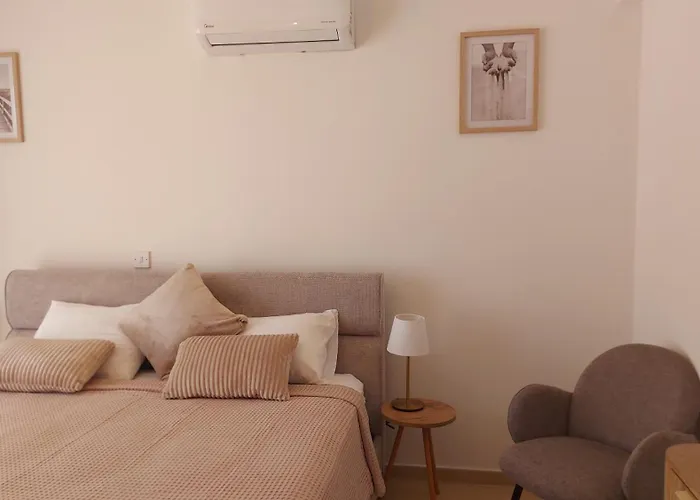 Apartamento Nissi 3 Pool View 2 Bedroom With Large Veranda