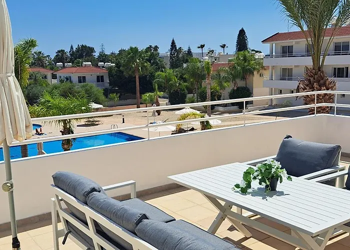 Nissi 3 Pool View 2 Bedroom With Large Veranda