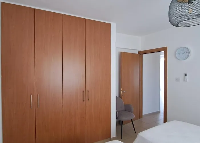 Apartamento Nissi 3 Pool View 2 Bedroom With Large Veranda *