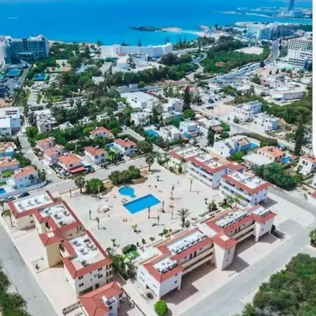 Nissi 3 Pool View 2 Bedroom With Large Veranda Apartamento Ayia Napa