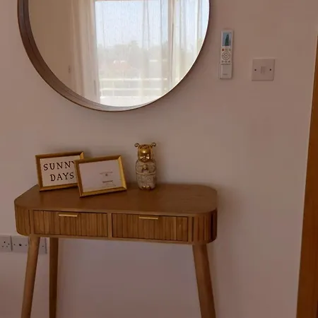 Nissi 3 Pool View 2 Bedroom With Large Veranda Apartman Ajía Nápa