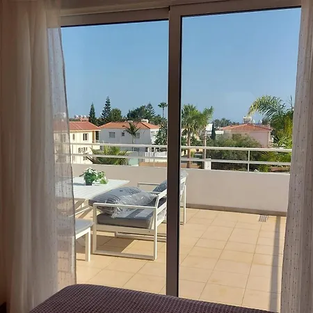Nissi 3 Pool View 2 Bedroom With Large Veranda アパート アヤナパ