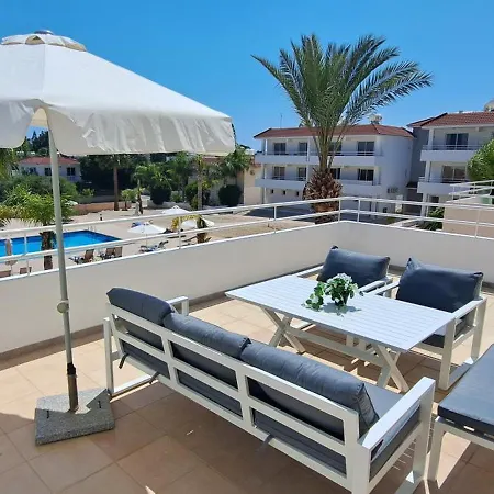 Nissi 3 Pool View 2 Bedroom With Large Veranda Apartman