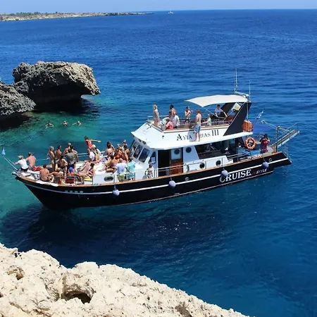 Nissi 3 Pool View 2 Bedroom With Large Veranda *