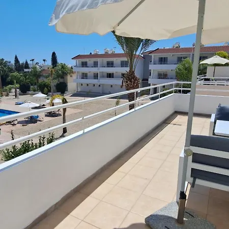 Nissi 3 Pool View 2 Bedroom With Large Veranda *