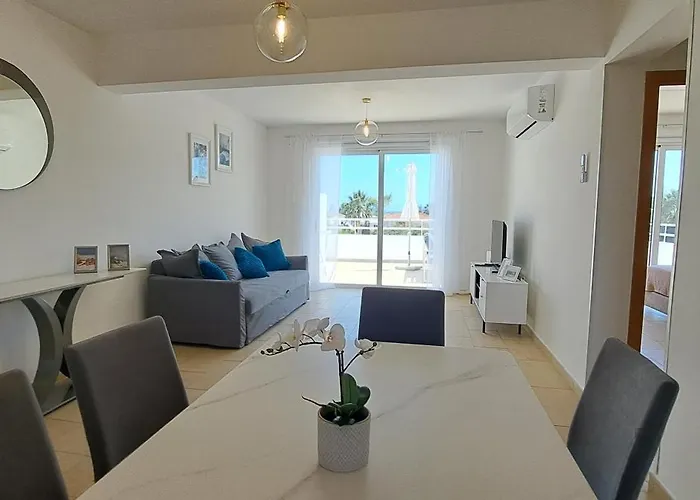 Nissi 3 Pool View 2 Bedroom With Large Veranda アパート アヤナパ