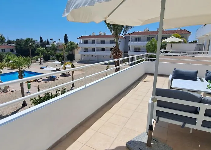 Nissi 3 Pool View 2 Bedroom With Large Veranda *