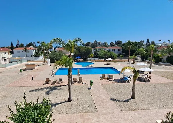 Nissi 3 Pool View 2 Bedroom With Large Veranda アパート *